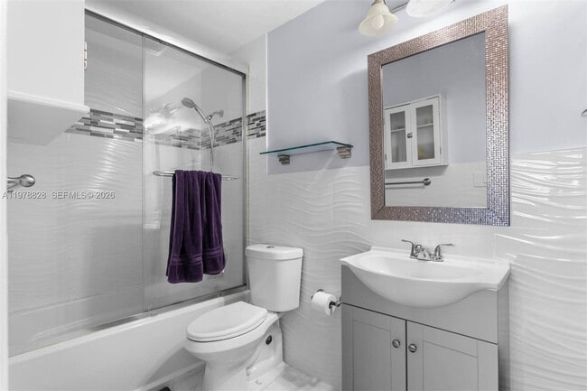 Building Photo - 8380 SW 154th Ave