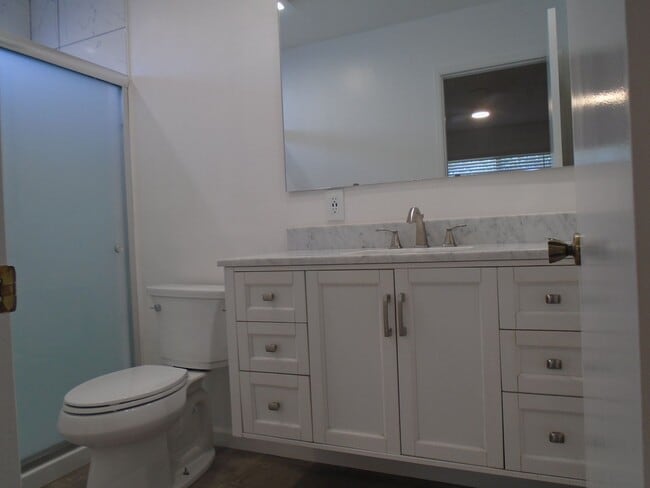 Building Photo - JUST REDUCED $100 PLUS MOVE IN SPECIAL...$...