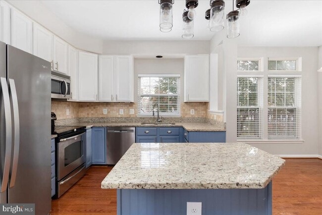 Building Photo - 18688 Potomac Station Dr