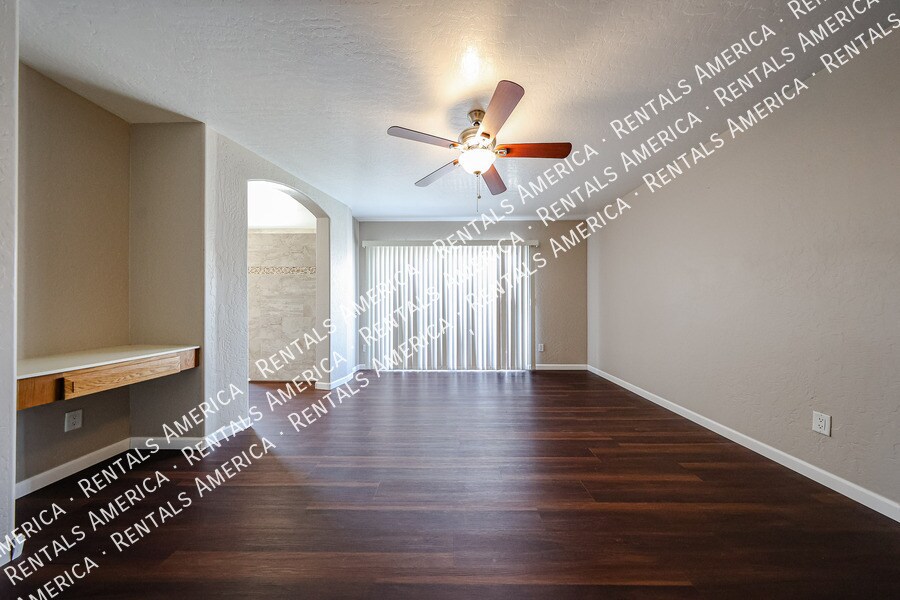 Building Photo - 3160 W Frankfurt Dr