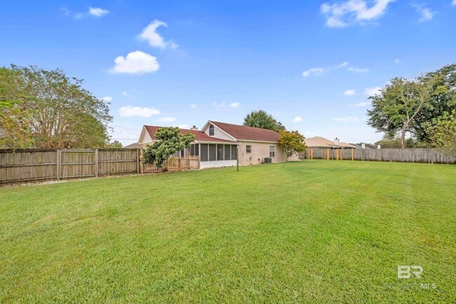 Building Photo - 9785 Terrace Dr