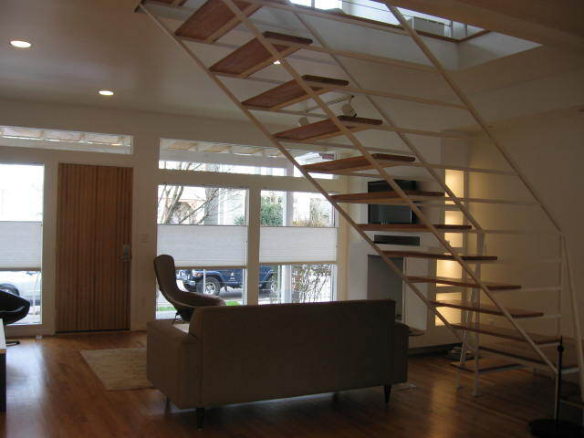 Building Photo - 372 Lehigh Ave