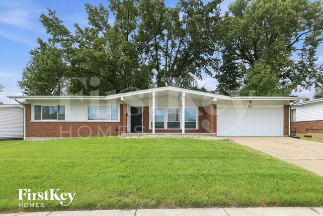 Building Photo - 1525 Aintree Dr
