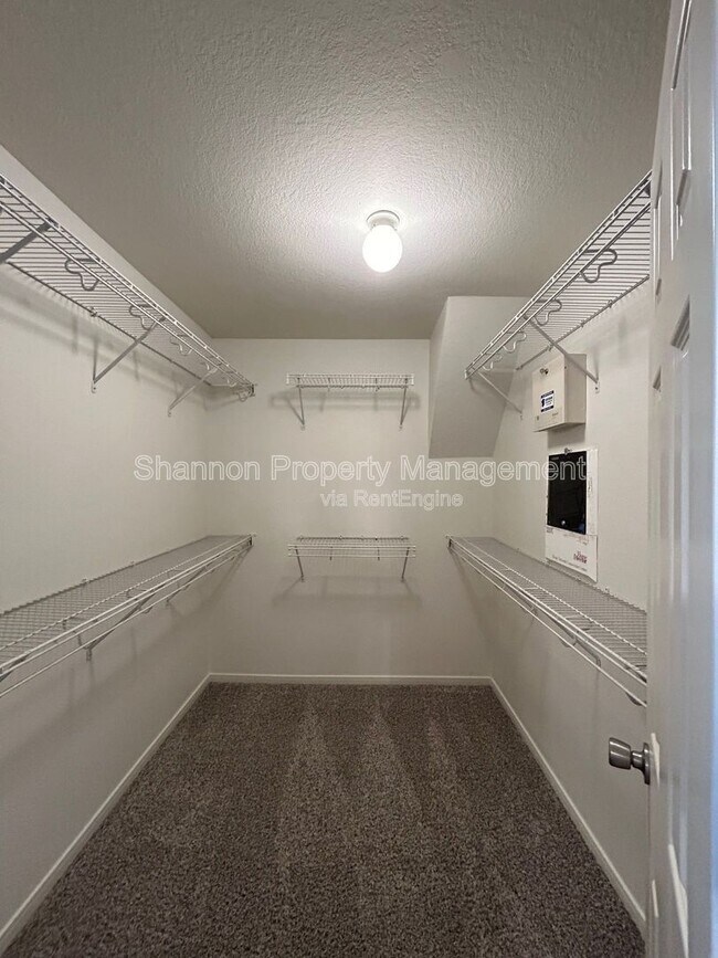 Building Photo - 17522 Prospect Meadows Dr