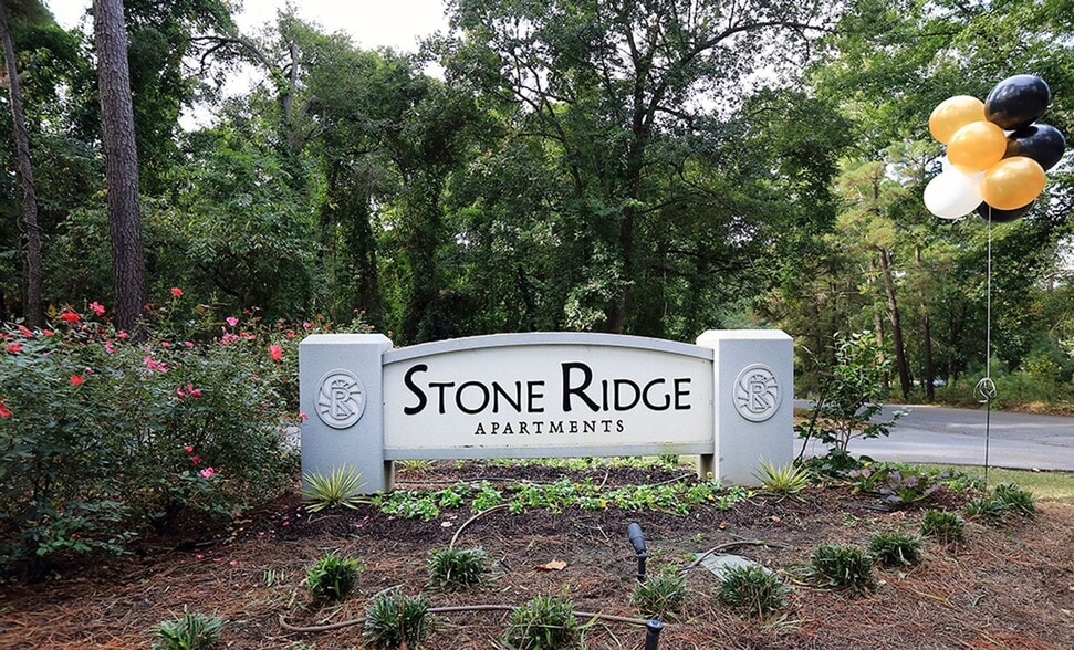 Interior Photo - Stone Ridge