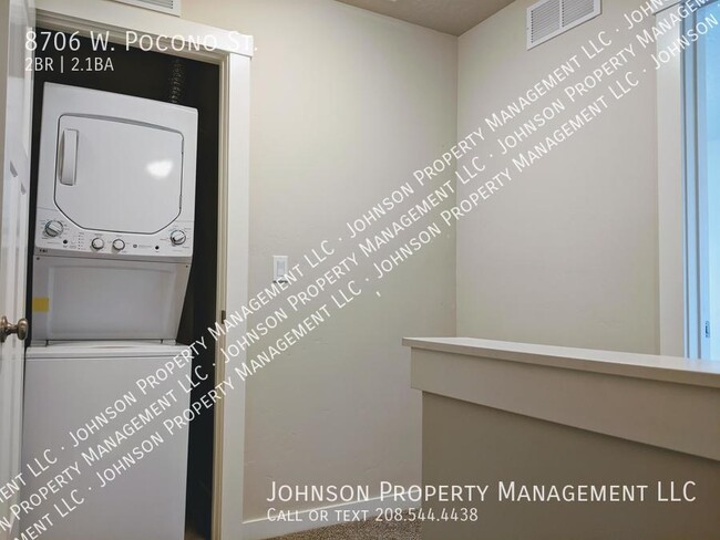 Building Photo - 8706 W Pocono St