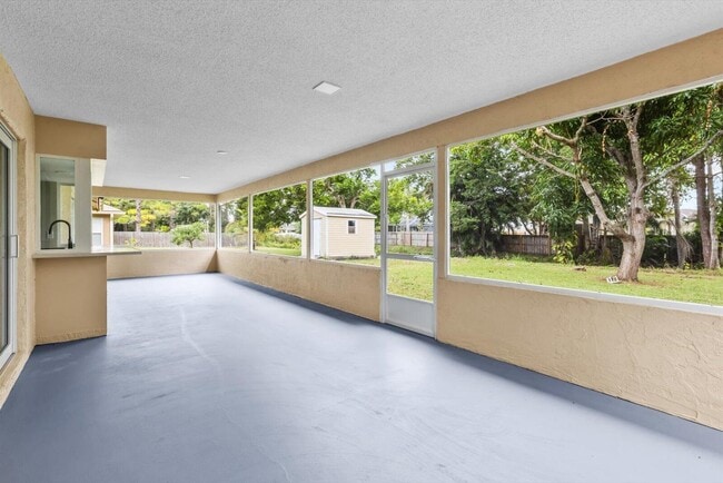 Building Photo - 1799 SW Taurus Ln