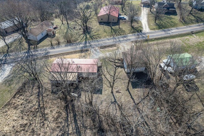 Building Photo - 3 Bed 2 Bath South Columbia