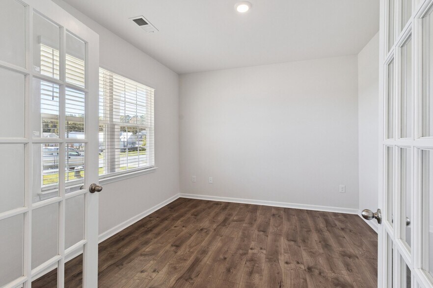 Building Photo - 65 Blue Aspen Dr