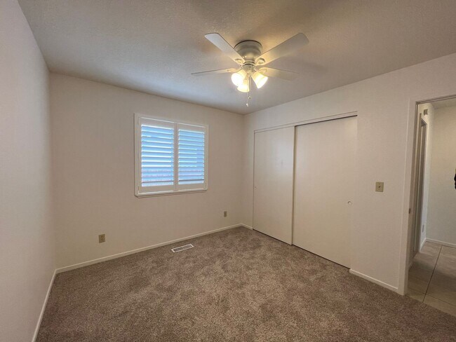 Building Photo - 2738 Azuza Way