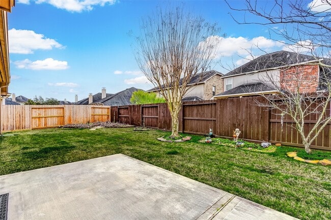 Building Photo - 27923 Silverstream Ct