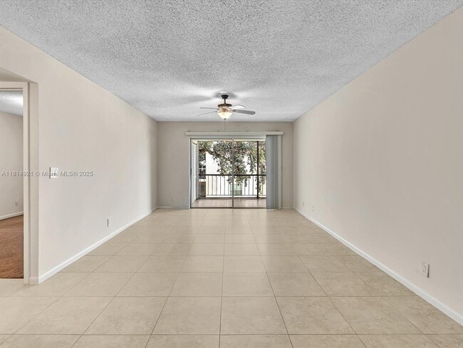 Building Photo - 614 NW 13th St