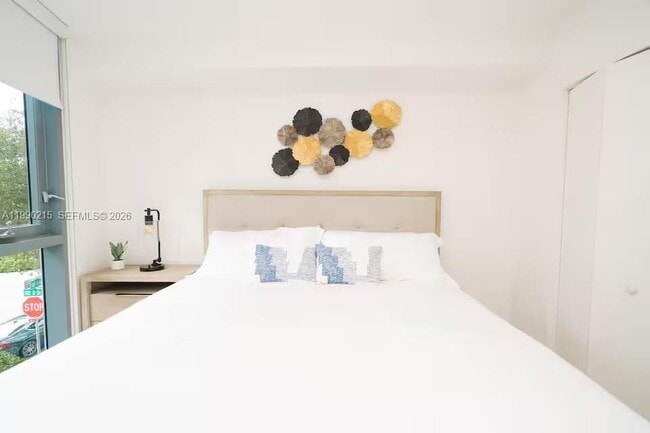 Building Photo - 31 SW 6th St