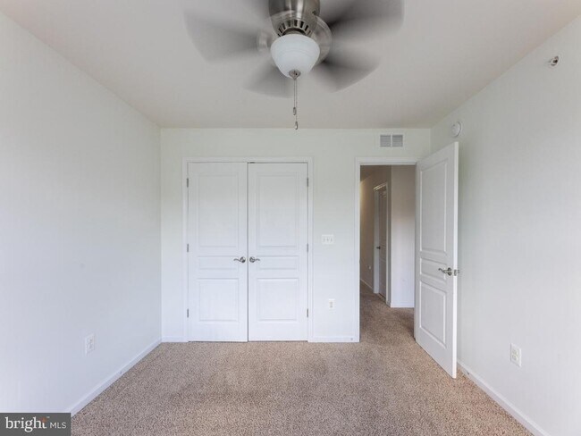 Building Photo - 14766 Malloy Ct