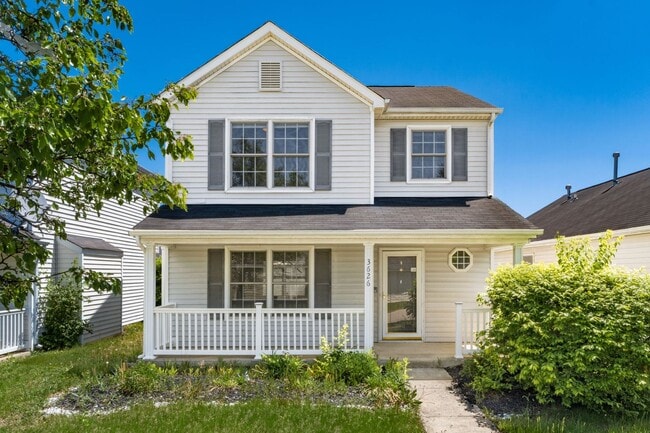 Building Photo - Spacious South Side Home with Garage!
