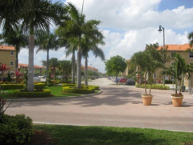 Building Photo - 6630 NW 114th Ave