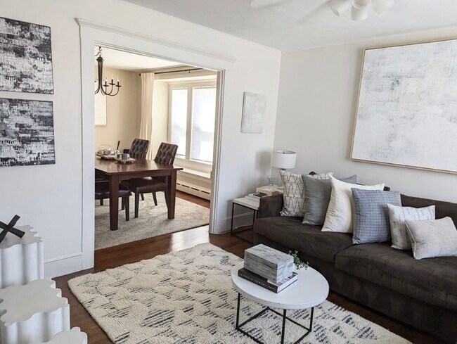 Building Photo - 100 Church St