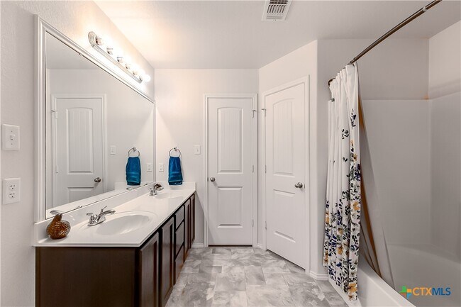 Building Photo - 5102 Screaming Eagle Cir