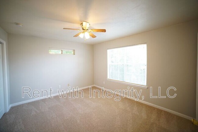Building Photo - 2403 Hartsfield Rd