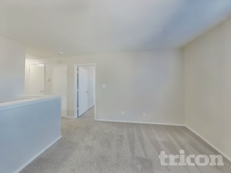 Building Photo - 2615 Thunder Gulch