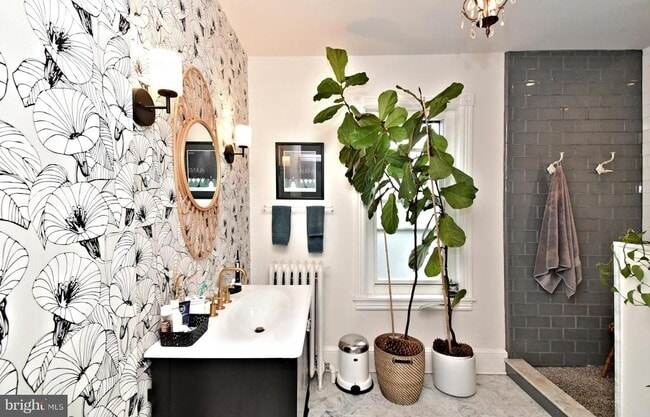 Building Photo - 365 2nd Ave