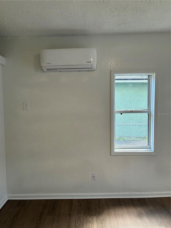 Building Photo - 812 Marion St