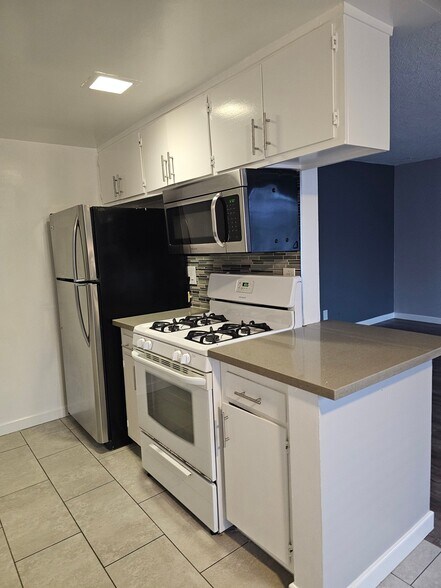 Building Photo - 20810 Amie Ave