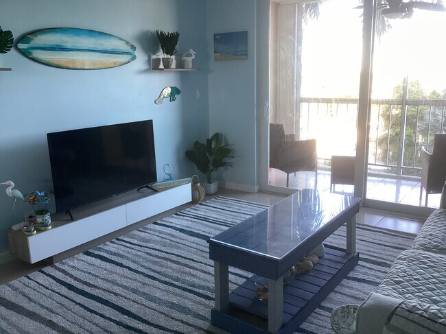 Building Photo - 1391 S Ocean Blvd