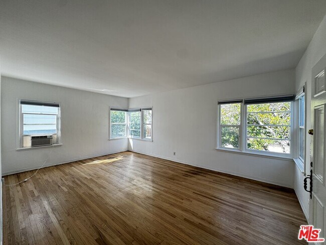 Building Photo - 1246 Edris Dr
