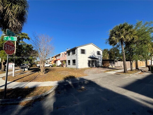 Building Photo - 1675 W 68th St