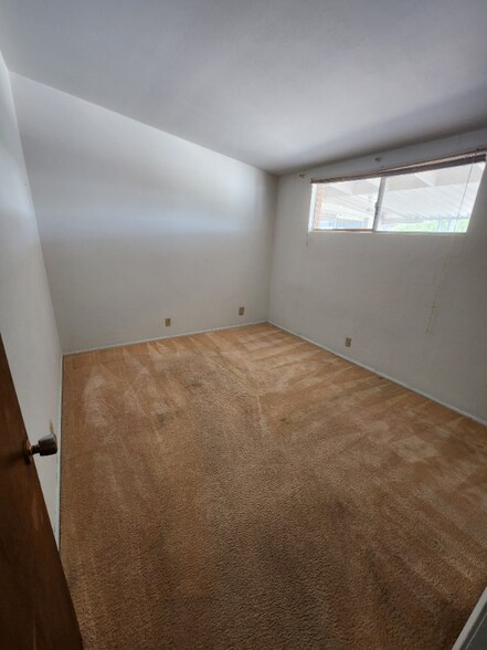 Building Photo - 7202 E Beverly Dr