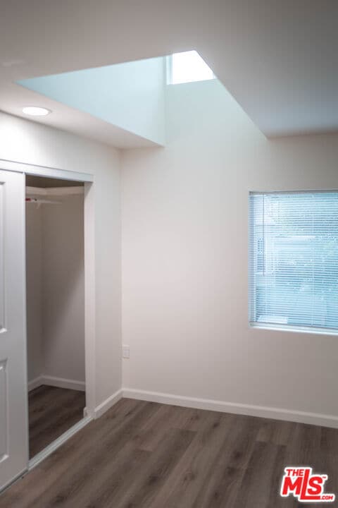 Building Photo - 824 S Bonnie Brae St