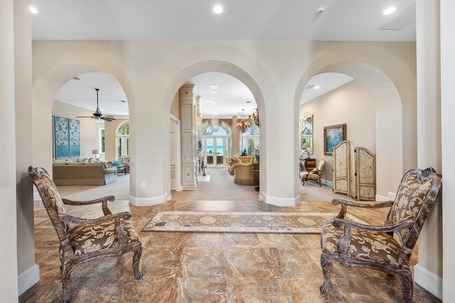 Building Photo - 2525 S Ocean Blvd