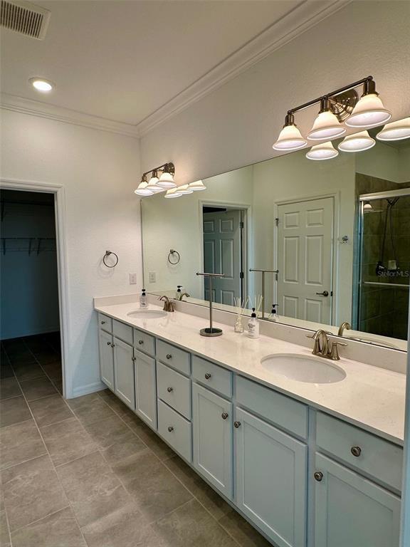 Building Photo - 10027 Crooked Crk Dr