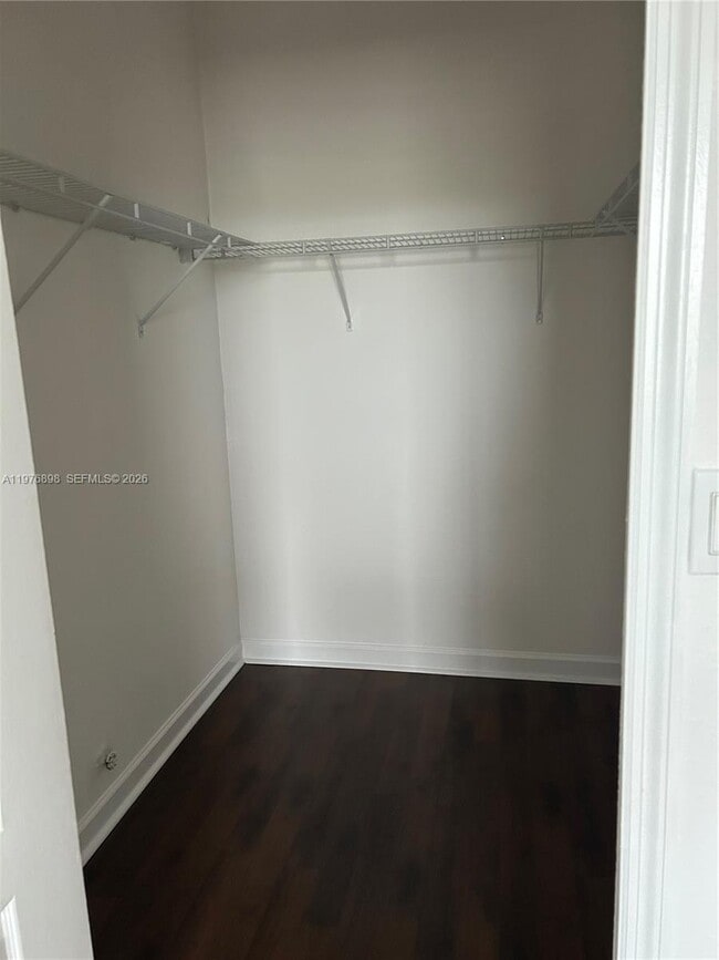 Building Photo - 2637 SE 16th Terrace