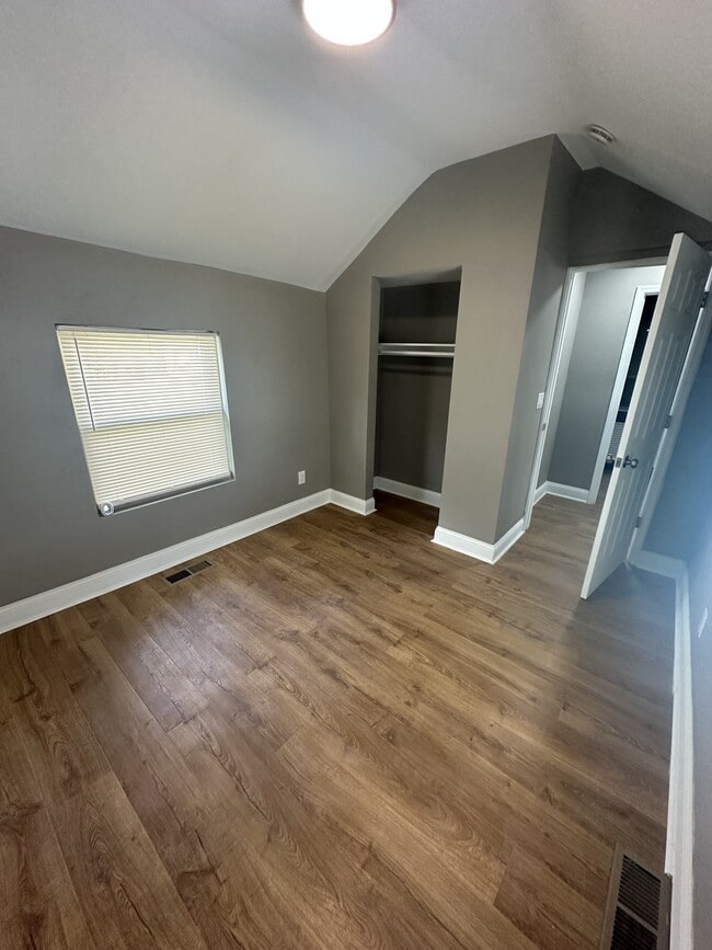 Building Photo - 5808 Fir Ave