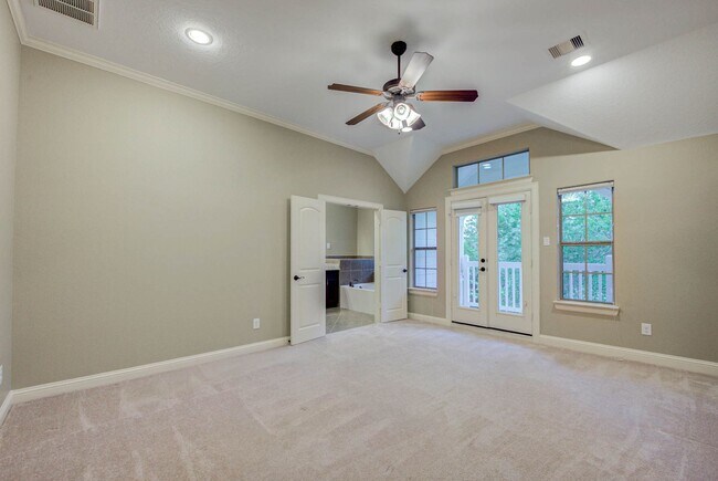 Building Photo - Welcome to this stunning 3-bedroom, 3.5-ba...