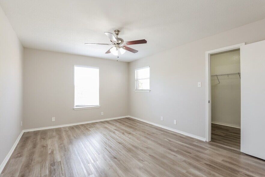 Building Photo - 6734 Benke Farm