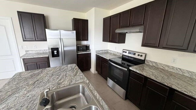 Building Photo - 1511 Catbriar Wy