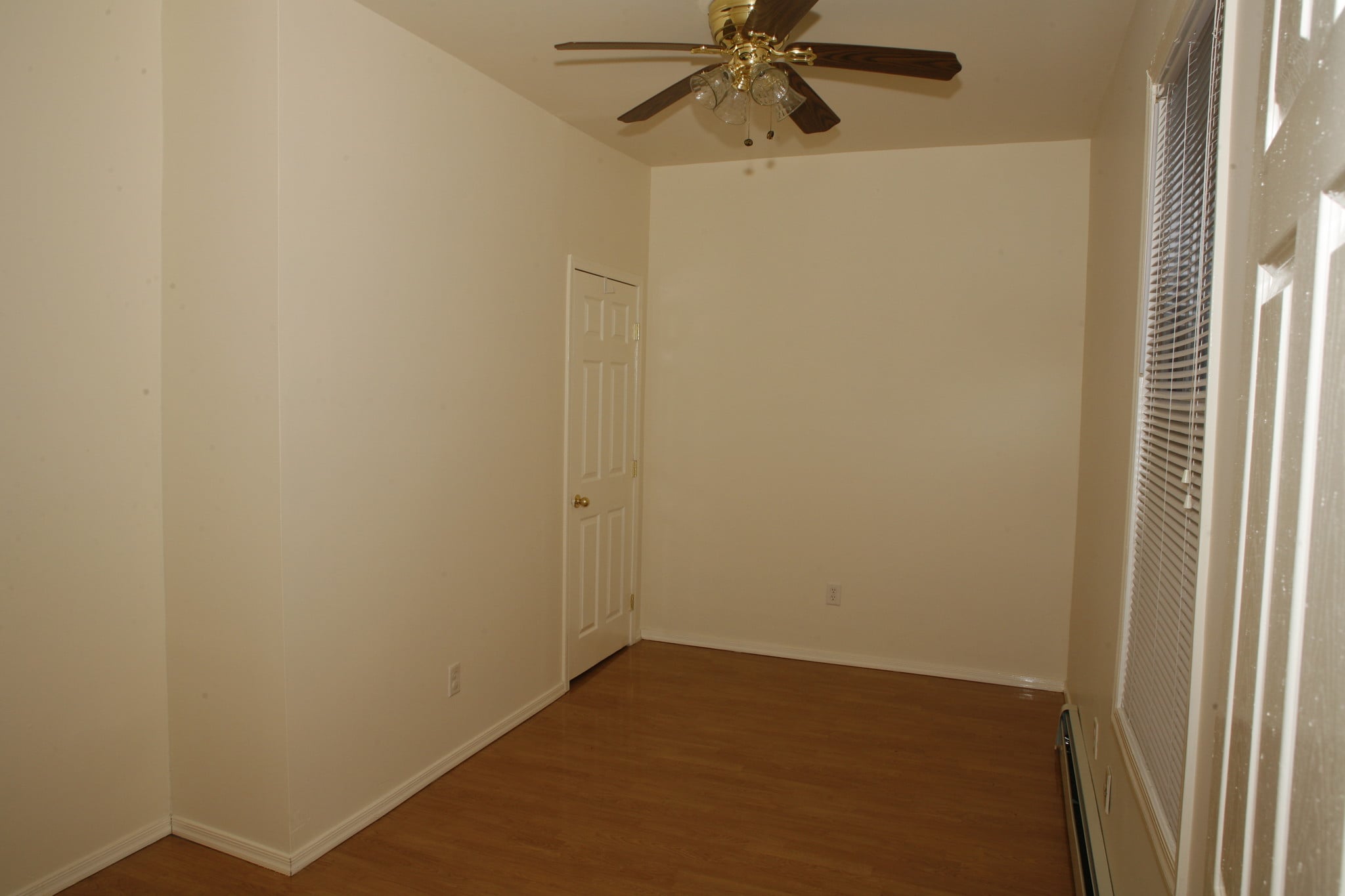 Building Photo - 429 18th Ave