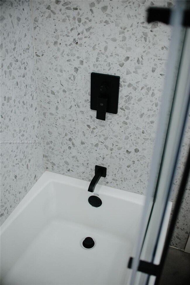 Building Photo - 20522 SW 92nd Pl