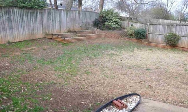 Building Photo - COMING SOON-Spacious 3 Bedroom in Whitehouse!