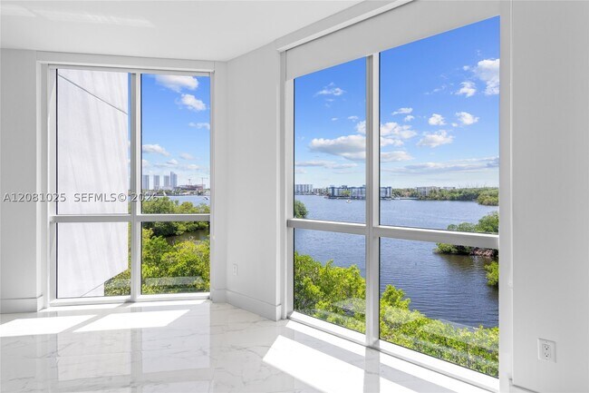 Building Photo - 17111 Biscayne Blvd