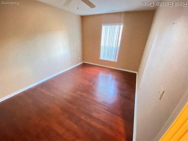 Building Photo - 16891 Dover Dr