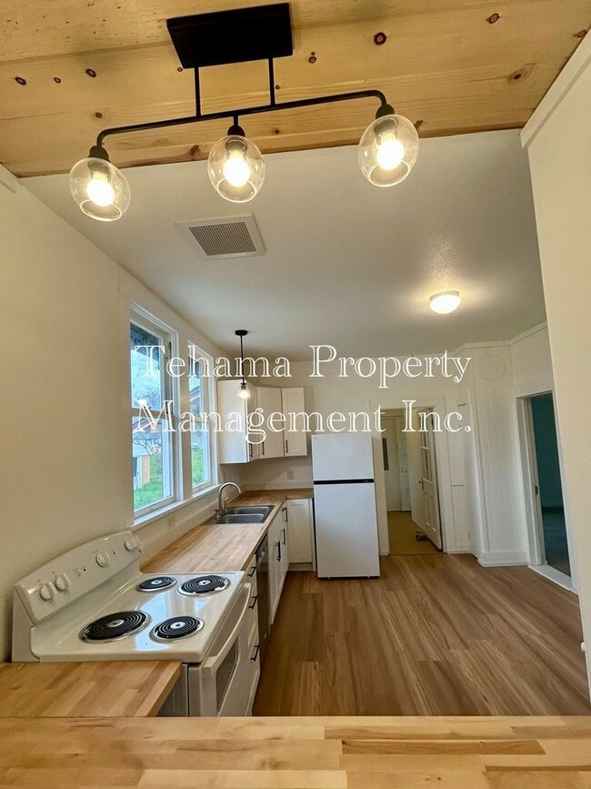 Building Photo - Charming 3 bedroom 1 bath home in Los Molinos, CA