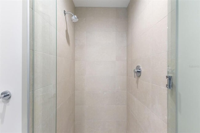 Building Photo - 275 1st Ave S