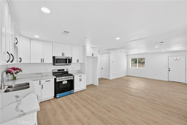 Building Photo - 1318 Jacqueline Dr