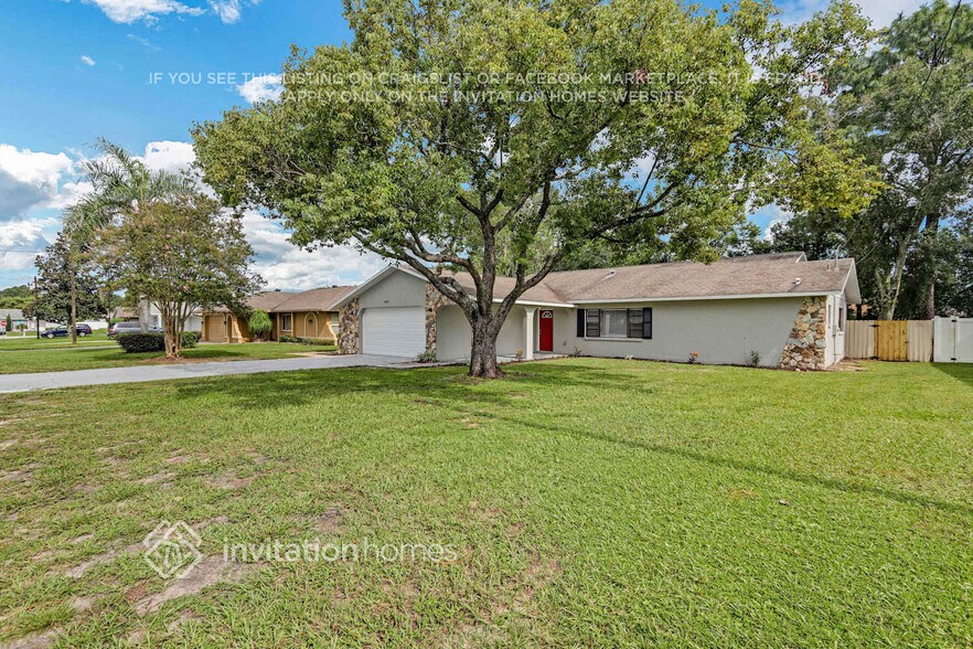 Primary Photo - 10419 Keystone St