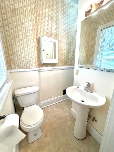 Bathroom - 946 S Missouri Ave