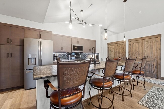 Building Photo - Delightful Monterra 2 Bed 2 Bath Condo with Views of Glacier Park